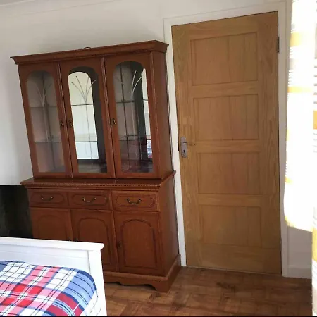Nikolay's House Guest house Yate